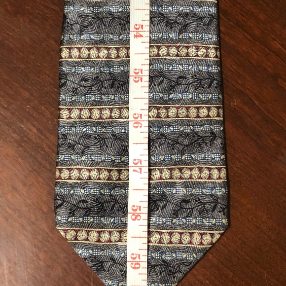 Tie - Picture 4 of 4